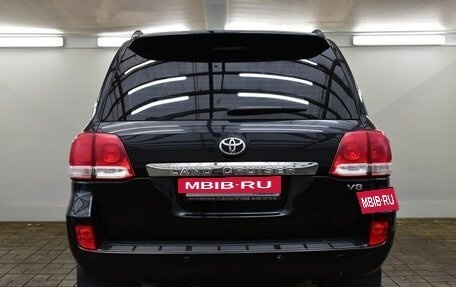 Toyota Land Cruiser 200, 2011 год, 3 190 000 рублей, 3 фотография