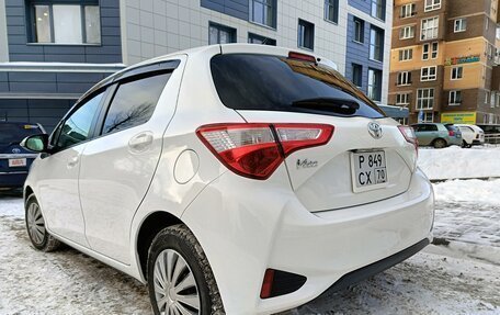 Toyota Vitz, 2019 год, 1 110 000 рублей, 7 фотография