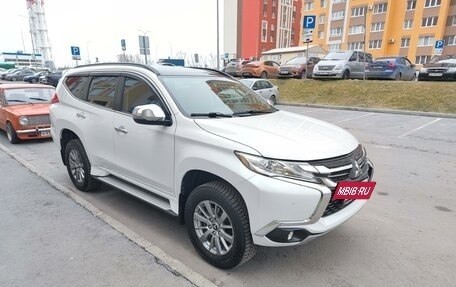 Mitsubishi Pajero Sport III рестайлинг, 2020 год, 3 400 000 рублей, 13 фотография