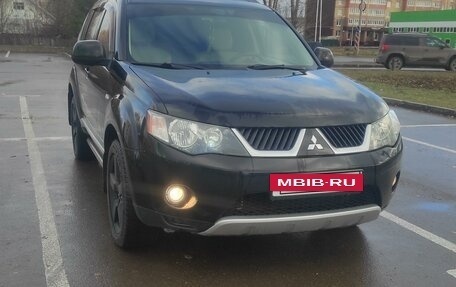 Mitsubishi Outlander III рестайлинг 3, 2008 год, 909 000 рублей, 2 фотография