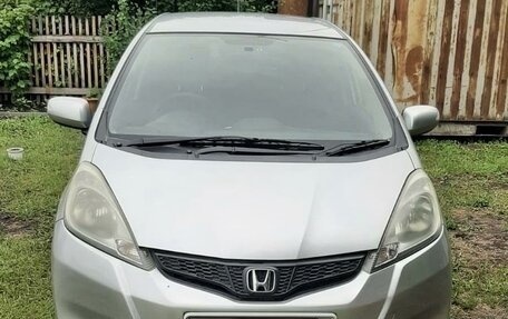 Honda Fit III, 2012 год, 880 000 рублей, 5 фотография