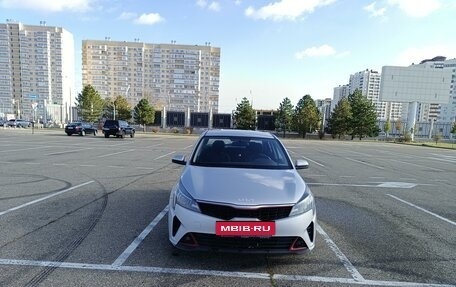 KIA Rio IV, 2021 год, 1 700 000 рублей, 6 фотография