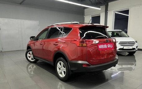 Toyota RAV4, 2014 год, 1 995 000 рублей, 6 фотография