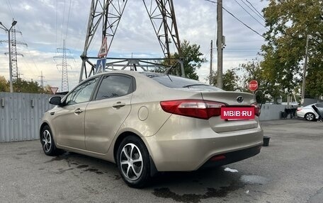 KIA Rio III рестайлинг, 2012 год, 889 000 рублей, 6 фотография