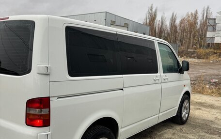 Volkswagen Transporter T5 рестайлинг, 2004 год, 1 200 000 рублей, 3 фотография