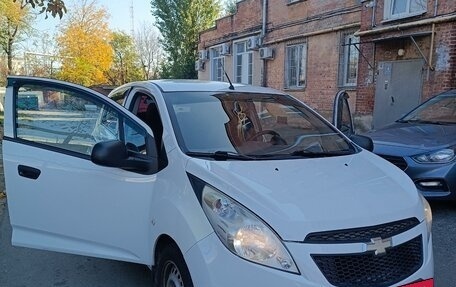 Chevrolet Spark III, 2013 год, 745 000 рублей, 10 фотография