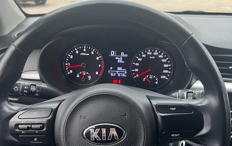 KIA Rio IV, 2018 год, 1 680 000 рублей, 15 фотография