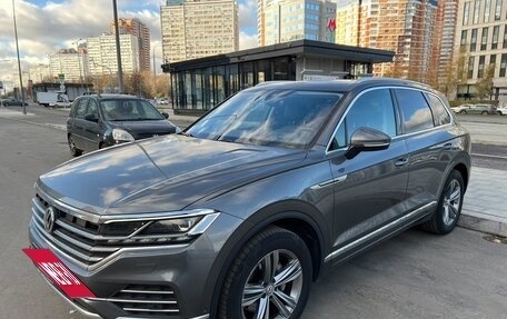 Volkswagen Touareg III, 2020 год, 6 500 000 рублей, 3 фотография