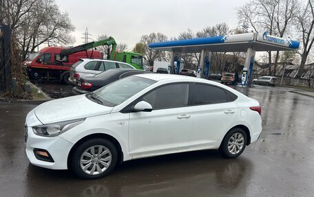 Hyundai Solaris II рестайлинг, 2018 год, 1 070 000 рублей, 4 фотография