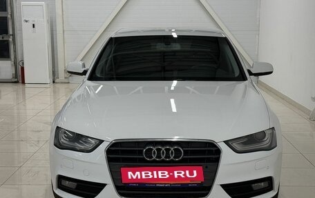 Audi A4, 2012 год, 1 390 000 рублей, 2 фотография