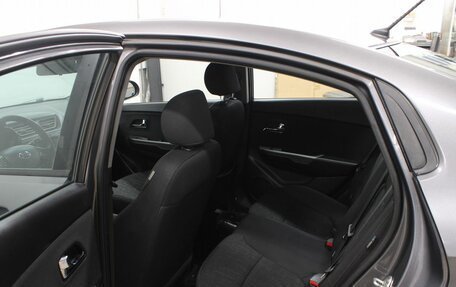 KIA Rio III рестайлинг, 2013 год, 737 300 рублей, 16 фотография