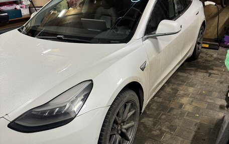 Tesla Model 3 I, 2019 год, 2 300 000 рублей, 3 фотография