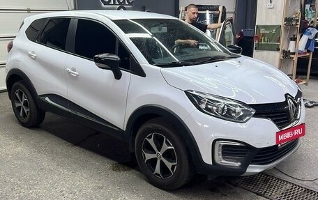 Renault Kaptur I рестайлинг, 2019 год, 1 320 000 рублей, 10 фотография