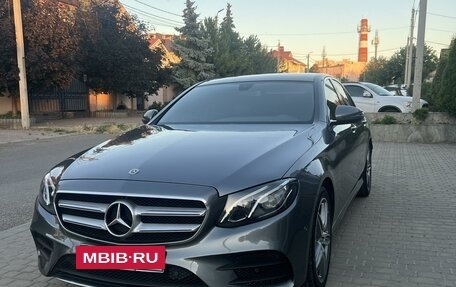 Mercedes-Benz E-Класс, 2017 год, 3 000 000 рублей, 12 фотография