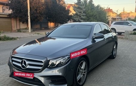 Mercedes-Benz E-Класс, 2017 год, 3 000 000 рублей, 11 фотография