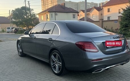 Mercedes-Benz E-Класс, 2017 год, 3 000 000 рублей, 17 фотография