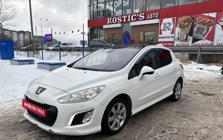 Peugeot 308 II, 2011 год, 680 000 рублей, 2 фотография