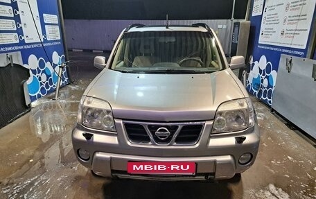 Nissan X-Trail, 2002 год, 850 000 рублей, 11 фотография