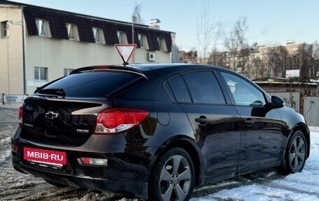 Chevrolet Cruze II, 2013 год, 800 000 рублей, 3 фотография