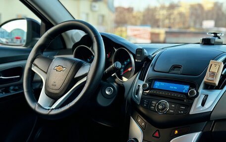 Chevrolet Cruze II, 2013 год, 800 000 рублей, 13 фотография