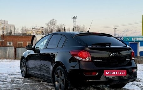 Chevrolet Cruze II, 2013 год, 800 000 рублей, 5 фотография