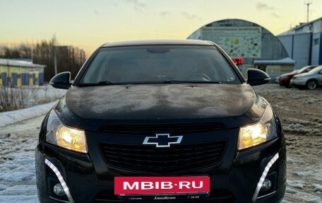 Chevrolet Cruze II, 2013 год, 800 000 рублей, 7 фотография