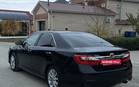 Toyota Camry, 2012 год, 1 830 000 рублей, 4 фотография