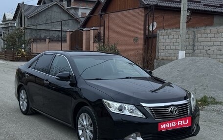 Toyota Camry, 2012 год, 1 830 000 рублей, 2 фотография