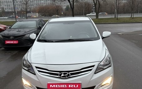 Hyundai Solaris II рестайлинг, 2014 год, 1 200 000 рублей, 1 фотография