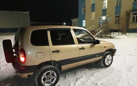 Chevrolet Niva I рестайлинг, 2005 год, 600 000 рублей, 4 фотография