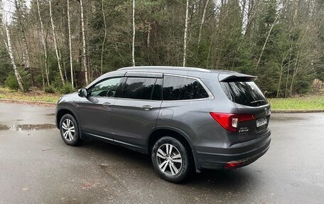 Honda Pilot III рестайлинг, 2018 год, 3 999 999 рублей, 5 фотография