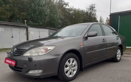 Toyota Camry V40, 2004 год, 935 000 рублей, 1 фотография