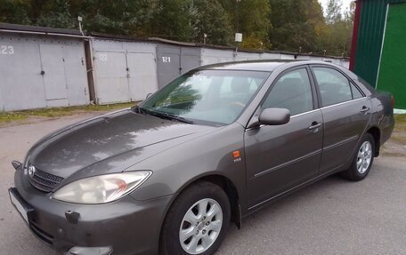 Toyota Camry V40, 2004 год, 935 000 рублей, 2 фотография