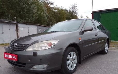 Toyota Camry V40, 2004 год, 935 000 рублей, 3 фотография