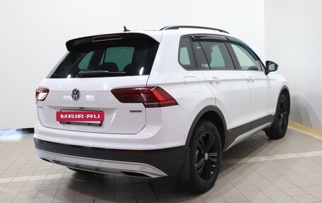 Volkswagen Tiguan II, 2019 год, 3 370 000 рублей, 6 фотография