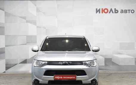 Mitsubishi Outlander III рестайлинг 3, 2012 год, 1 495 000 рублей, 2 фотография