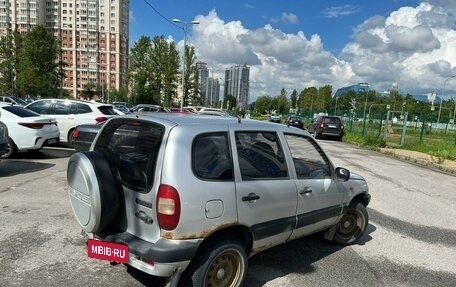 Chevrolet Niva I рестайлинг, 2002 год, 150 000 рублей, 4 фотография