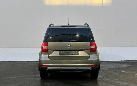 Skoda Yeti I рестайлинг, 2014 год, 1 235 000 рублей, 6 фотография