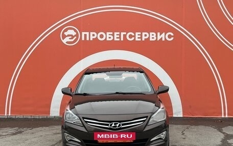 Hyundai Solaris II рестайлинг, 2015 год, 1 150 000 рублей, 2 фотография