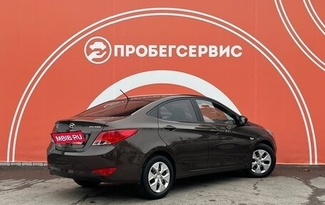 Hyundai Solaris II рестайлинг, 2015 год, 1 150 000 рублей, 5 фотография