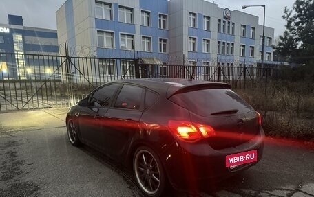 Opel Astra J, 2010 год, 590 000 рублей, 3 фотография