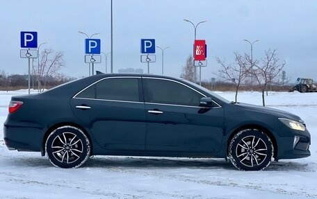 Toyota Camry, 2017 год, 2 495 000 рублей, 5 фотография