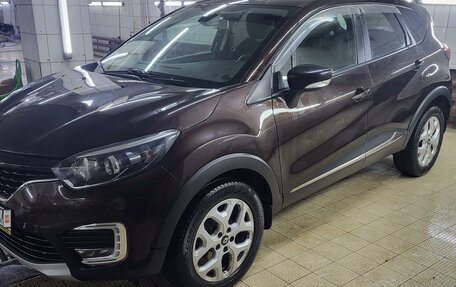 Renault Kaptur I рестайлинг, 2016 год, 1 570 000 рублей, 4 фотография