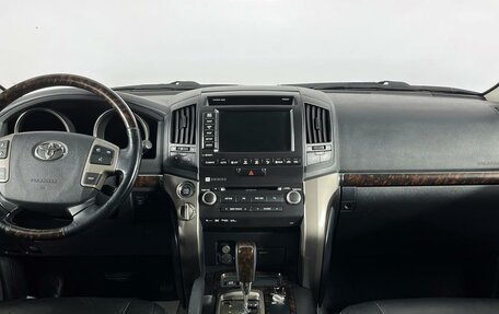 Toyota Land Cruiser 200, 2011 год, 3 799 000 рублей, 14 фотография