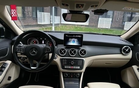 Mercedes-Benz GLA, 2018 год, 2 550 000 рублей, 12 фотография