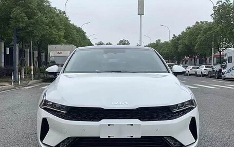 KIA K5, 2022 год, 2 350 000 рублей, 2 фотография