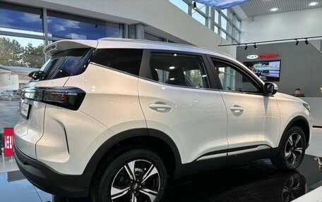 Chery Tiggo 4 I рестайлинг, 2024 год, 2 330 000 рублей, 5 фотография