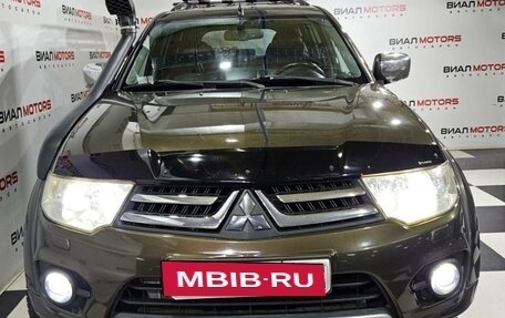 Mitsubishi Pajero Sport II рестайлинг, 2014 год, 2 499 000 рублей, 2 фотография