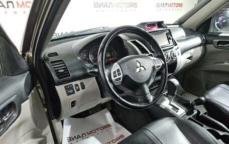 Mitsubishi Pajero Sport II рестайлинг, 2014 год, 2 499 000 рублей, 9 фотография