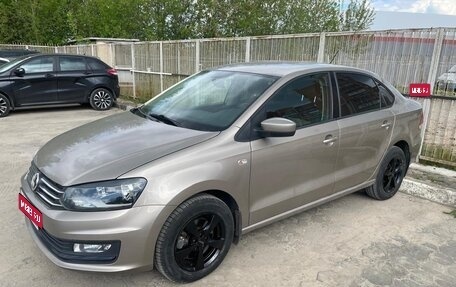 Volkswagen Polo VI (EU Market), 2016 год, 1 300 000 рублей, 1 фотография